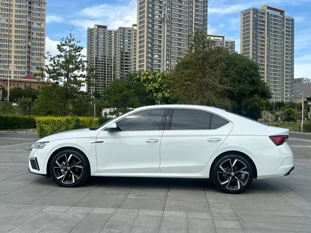 Skoda Octavia — Фото автомобиля 8