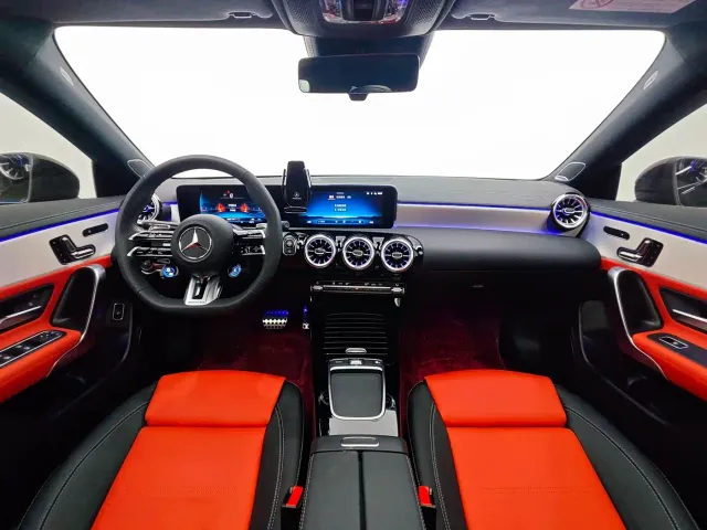 Mercedes-Benz CLA-Class AMG — Фото автомобиля 11