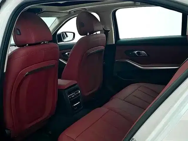 BMW 3 Series — Фото автомобиля 15