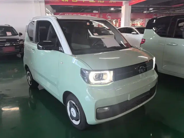 Wuling Hongguang Mini EV — Фото автомобиля 3