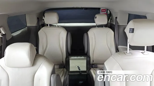 Kia Carnival 4th Gen — Фото автомобиля 12