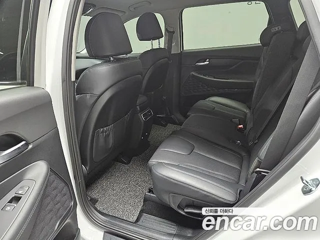 Hyundai Santa Fe Santa Fe (New) — Фото автомобиля 12