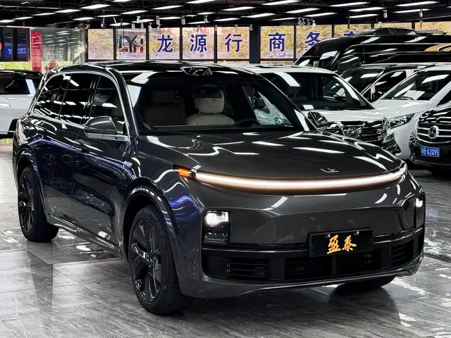 Li Auto L9 — Фото автомобиля 3