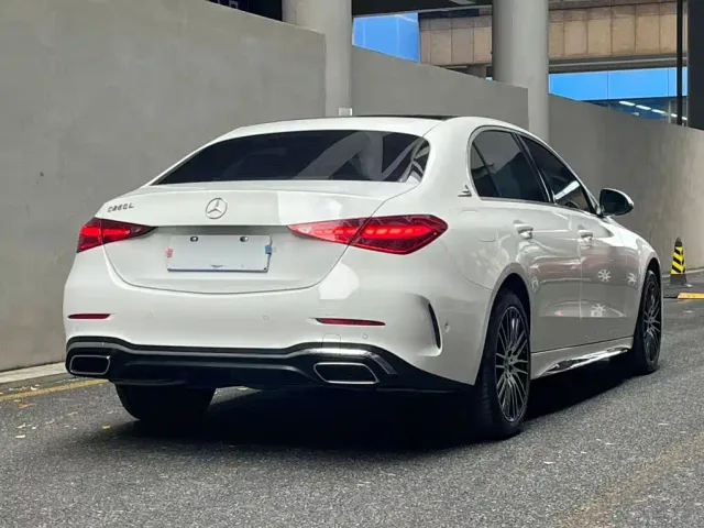Mercedes-Benz C-Class — Фото автомобиля 5