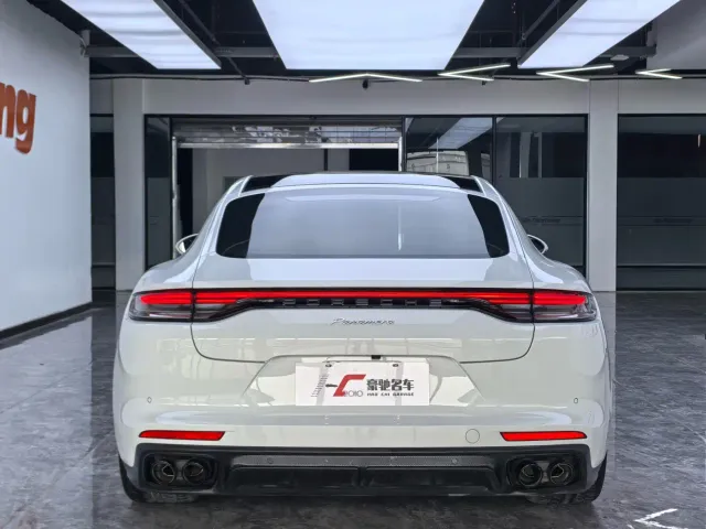 Porsche Panamera — Фото автомобиля 4