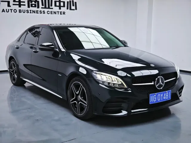 Mercedes-Benz C-Class — Фото автомобиля 3