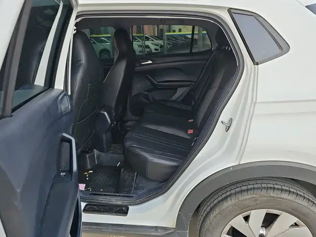 Volkswagen Tharu — Фото автомобиля 11