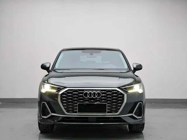 Audi Q3 Sportback — Фото автомобиля 2
