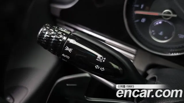 Hyundai Grandeur Новый Grandeur IG 3.0 LPi (Для проката) — Фото автомобиля 16