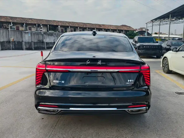 Hongqi H5 — Фото автомобиля 15