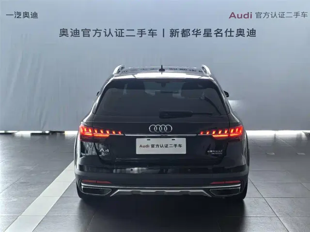 Audi A4 — Фото автомобиля 5