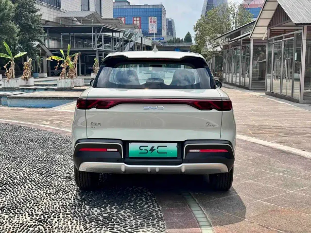 BYD Yuan UP — Фото автомобиля 20