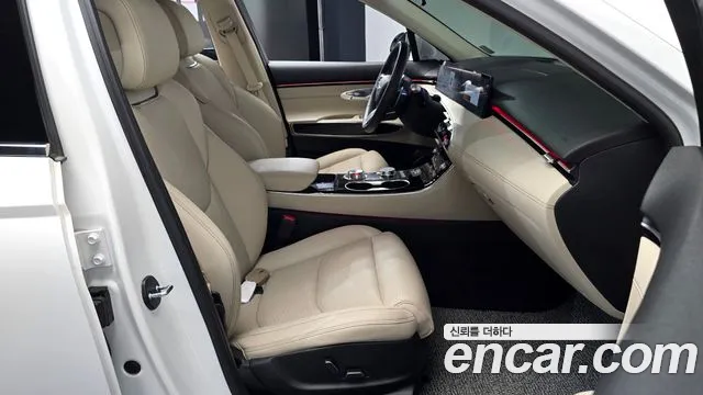 Genesis GV70 2.5T Бензин 2WD — Фото автомобиля 26