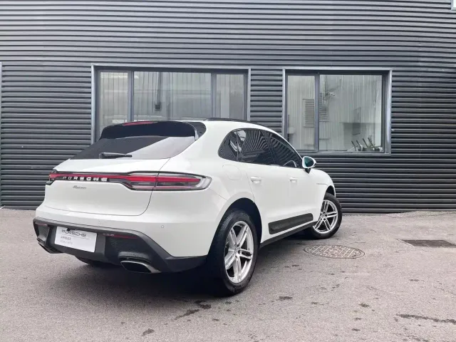 Porsche Macan — Фото автомобиля 6