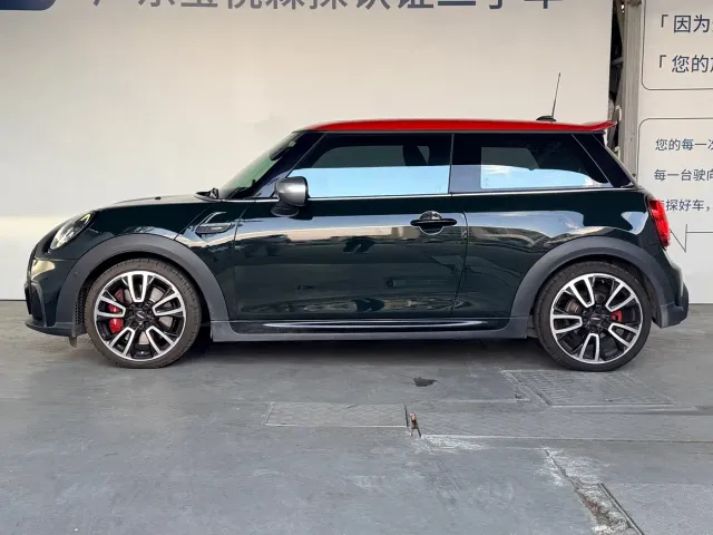 MINI John Cooper Works — Фото автомобиля 5