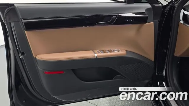 Hyundai Grandeur GN7 — Фото автомобиля 13