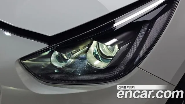 Kia Niro — Фото автомобиля 7