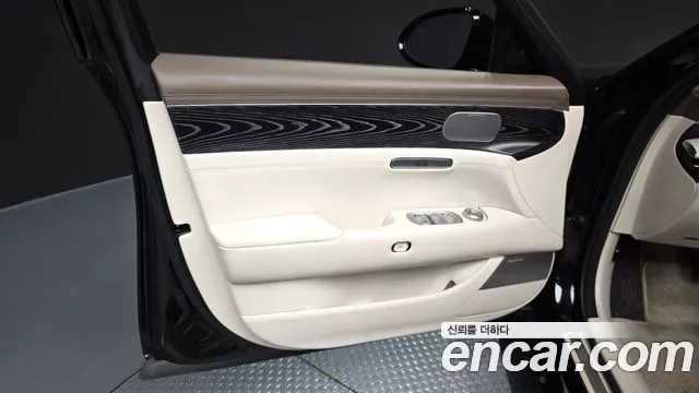 Genesis G90 RS4 — Фото автомобиля 13