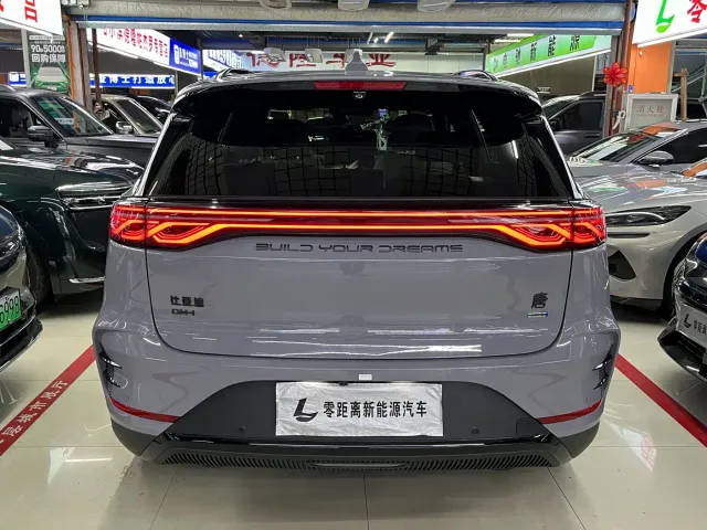 BYD Tang — Фото автомобиля 5