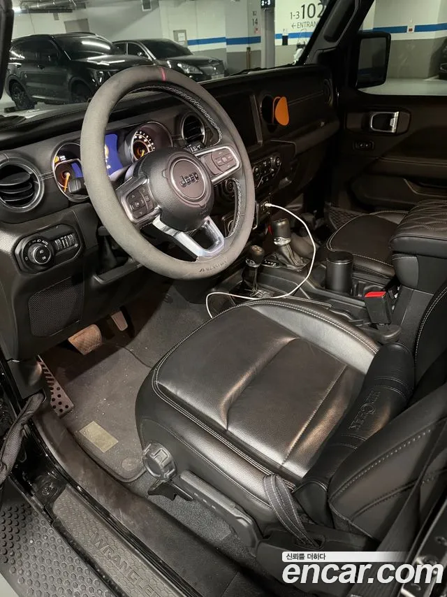 Jeep Wrangler Wrangler (JL) 2.0 Overland 4 двери — Фото автомобиля 18