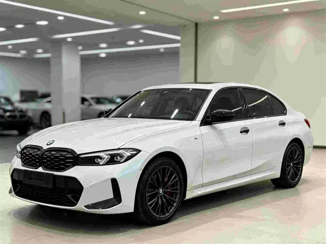 Фотография автомобиля — BMW 3 Series