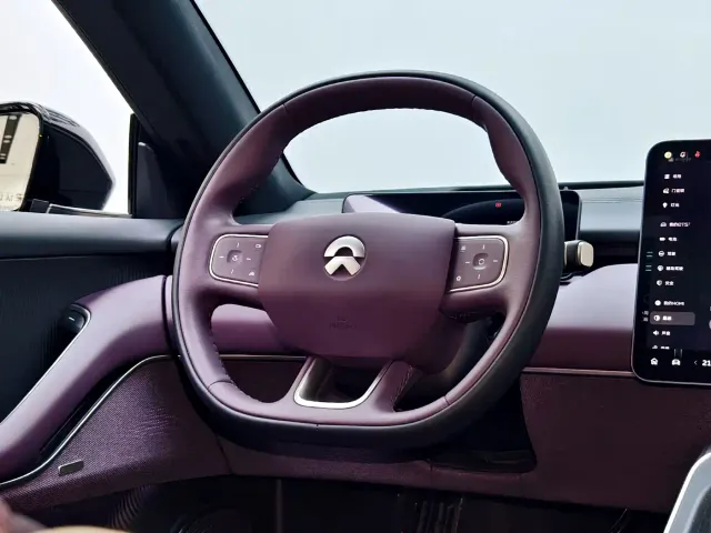 Nio ET5 Touring — Фото автомобиля 13