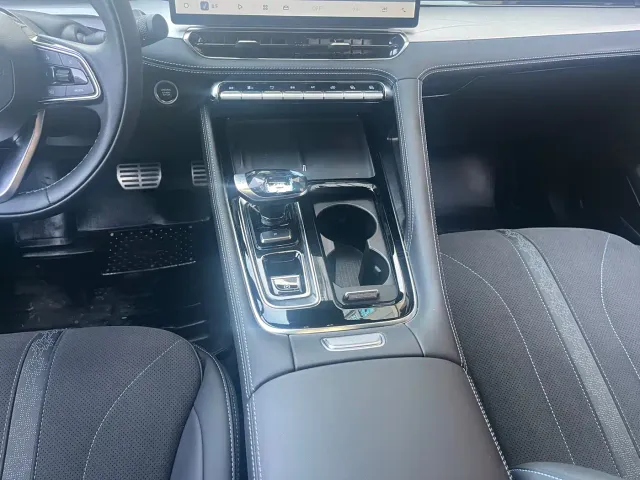 Geely Xingrui — Фото автомобиля 18