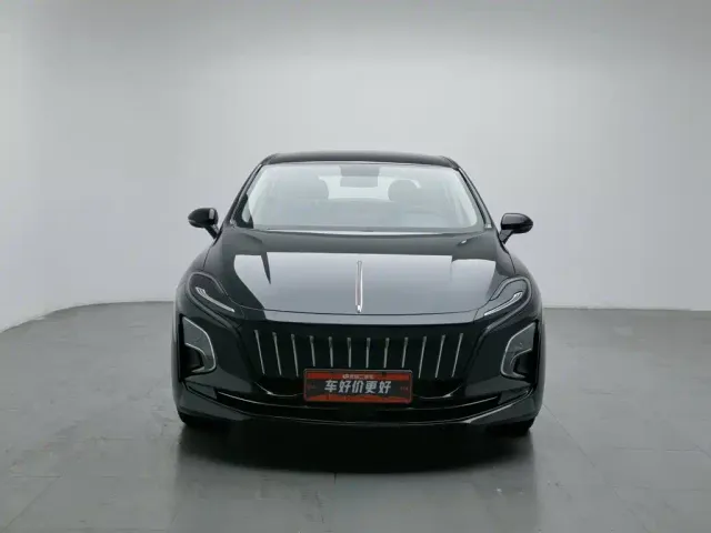 Hongqi E-QM5 — Фото автомобиля 3