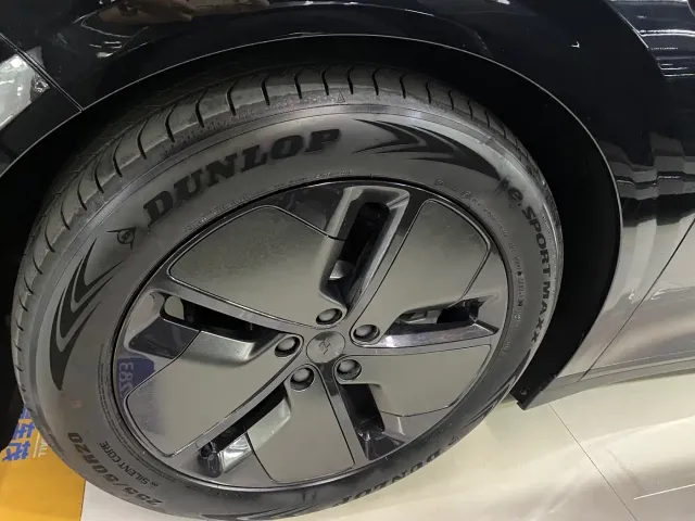 Li Auto i6 — Фото автомобиля 10