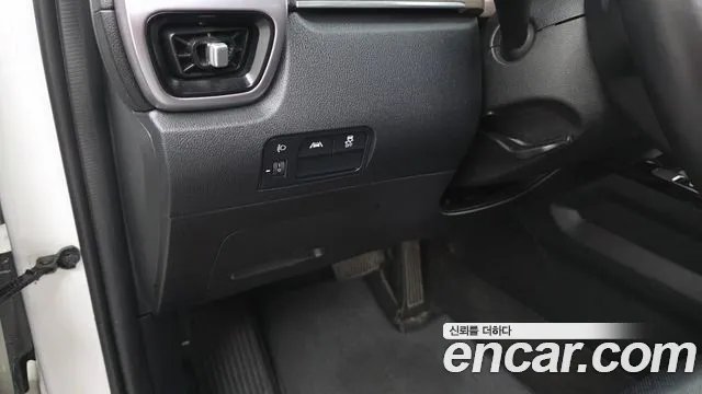 Kia Sorento Sorento 4-е поколение Бензин 2.5T 2WD — Фото автомобиля 15