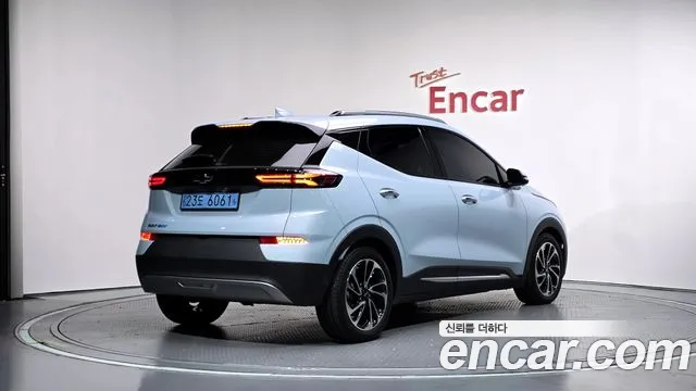 Chevrolet Bolt EUV — Фото автомобиля 2