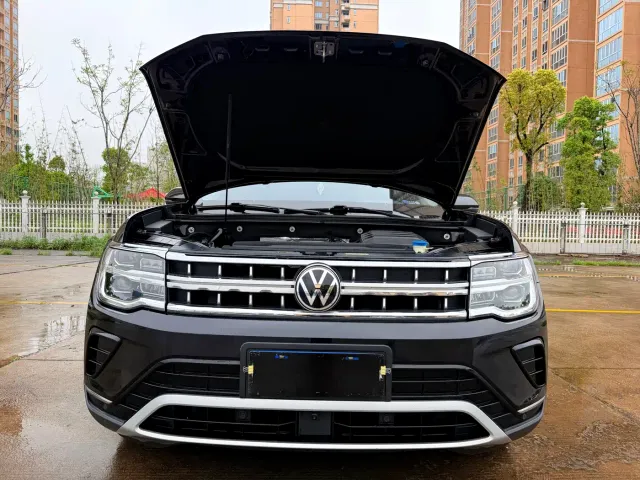 Volkswagen Teramont 2022 330TSI 2WD Premium Luxury — Фото автомобиля 10