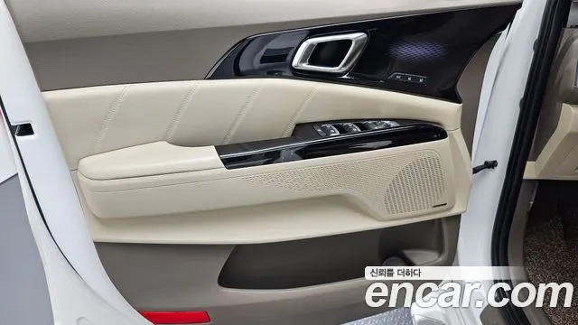 Kia Canival Carnival 4 поколение Бензин 7 мест Hi-Limousine — Фото автомобиля 17
