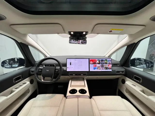 Li Auto MEGA — Фото автомобиля 14