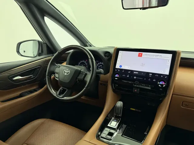 Toyota Alphard — Фото автомобиля 22