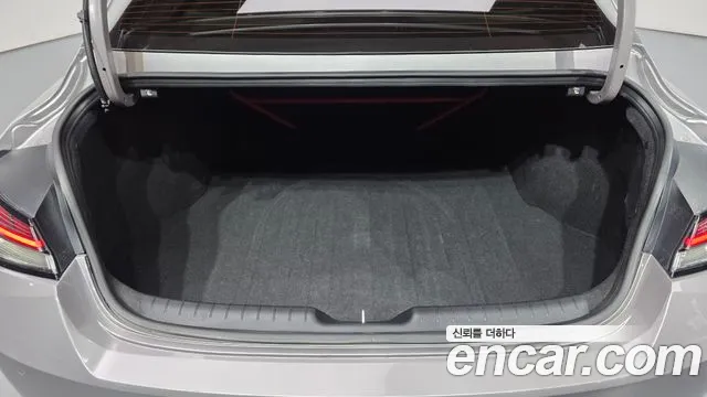 Hyundai Avante CN7 — Фото автомобиля 24