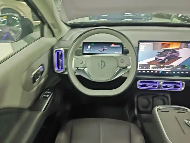 Leapmotor B10 — Фото автомобиля 10