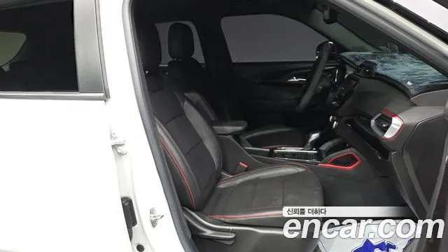 Chevrolet Trailblazer — Фото автомобиля 11