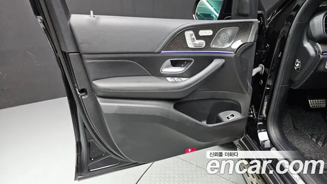 Mercedes-Benz GLE-Class — Фото автомобиля 16