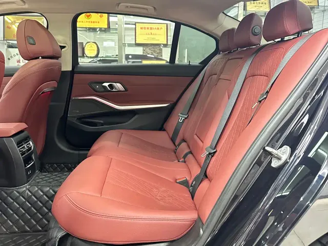 BMW 3 Series — Фото автомобиля 8