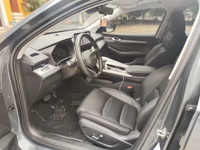 Geely Xingrui — Фото автомобиля 5