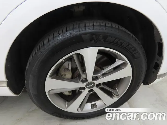 Genesis GV80 2.5T Бензин AWD — Фото автомобиля 20