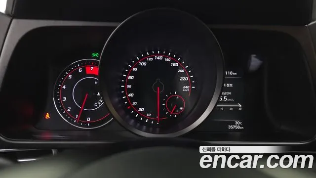 Hyundai AVANTE Avante (CN7) — Фото автомобиля 8
