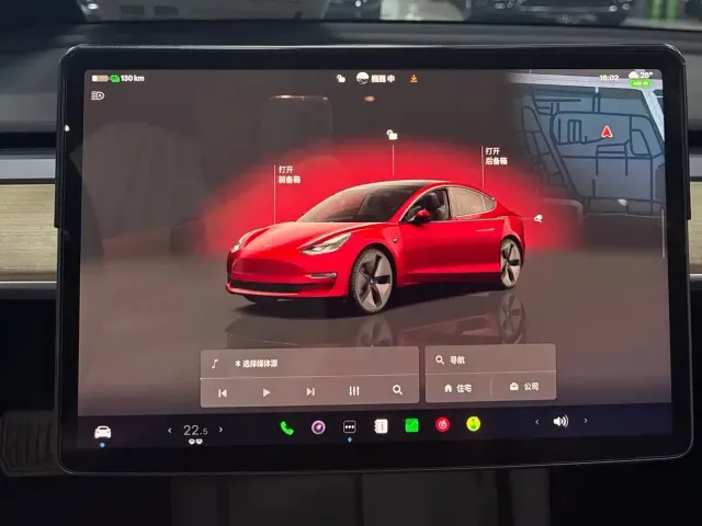 Tesla Model 3 — Фото автомобиля 11