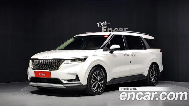 Фотография автомобиля — Kia Carnival 4th Gen