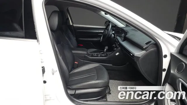 Hyundai Sonata Sonata Edge(DN8) 2.0 LPG(Для проката) — Фото автомобиля 11