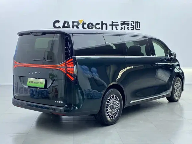 Geely Yizhen L380 — Фото автомобиля 3