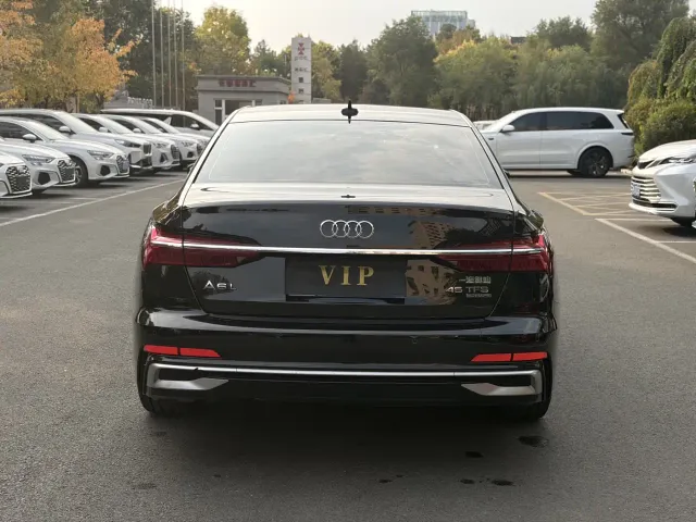 Audi A6L — Фото автомобиля 22