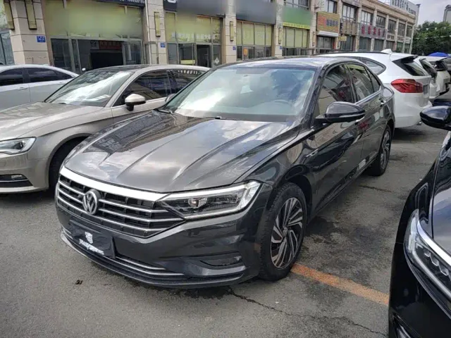 Фотография автомобиля — Volkswagen Sagitar