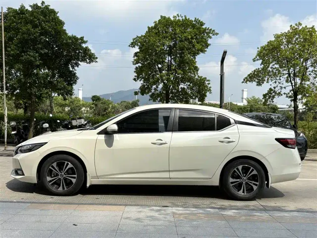 Nissan Sylphy — Фото автомобиля 3